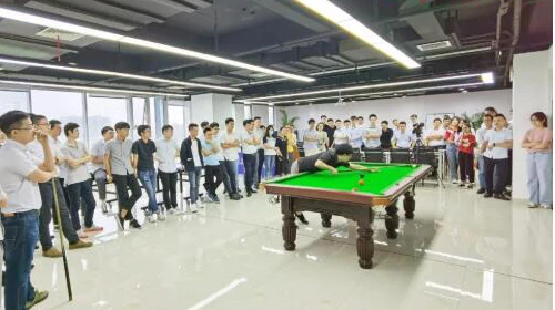 有一种公平是：上届冠军不能参加今年的比赛